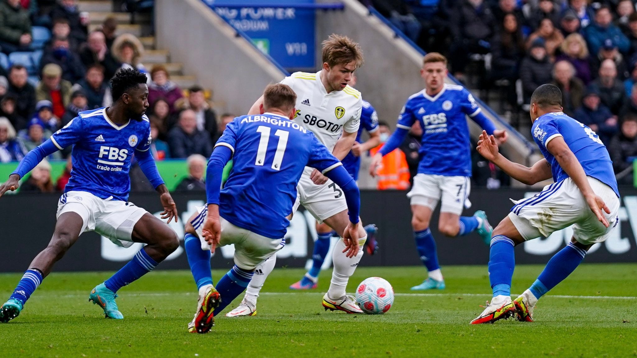 El Leeds United es el equipo que dirigió Marcelo Bielsa y logró el ascenso a la Premier después de 14 años. 