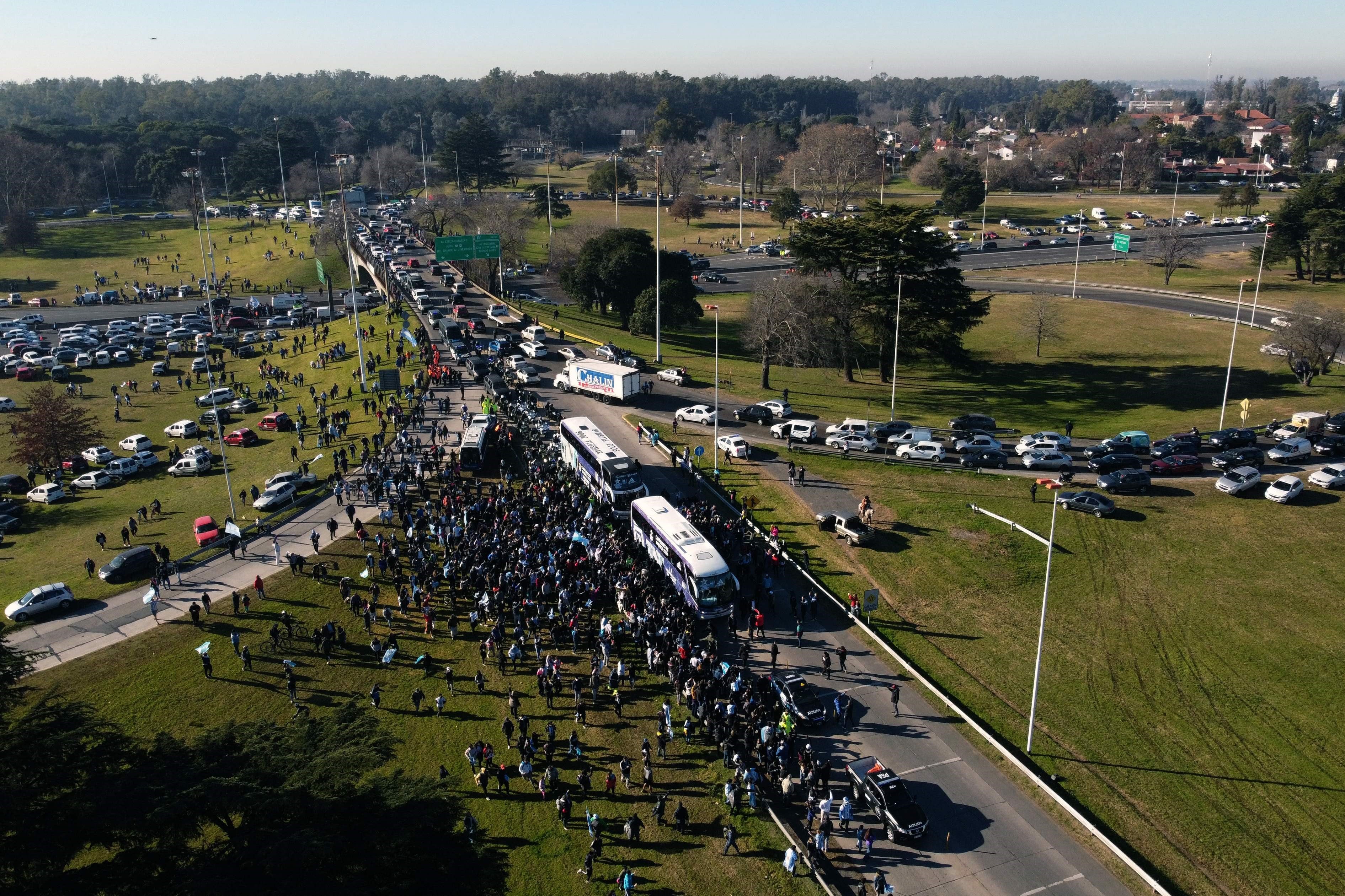 El recibimiento de la gente a la Selección Argentina en Ezeiza.