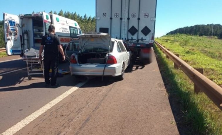 Se encuentra en grave estado el joven conductor que protagonizó un accidente en Garupá.