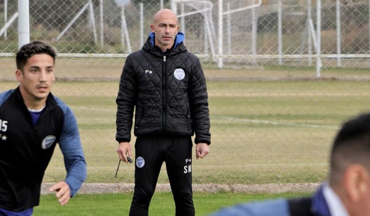Sebastián Méndez es uno de los técnico que más partidos dirigió a Godoy Cruz