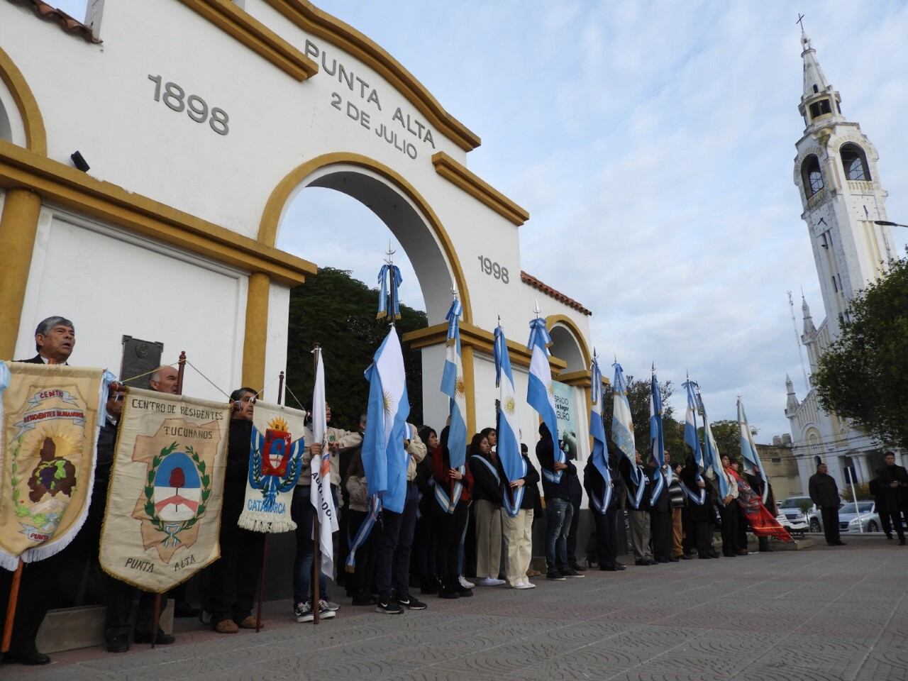 Actos por el 78° Aniversario de la Autonomía Municipal y creación del partido de Coronel de Marina Leonardo Rosales.