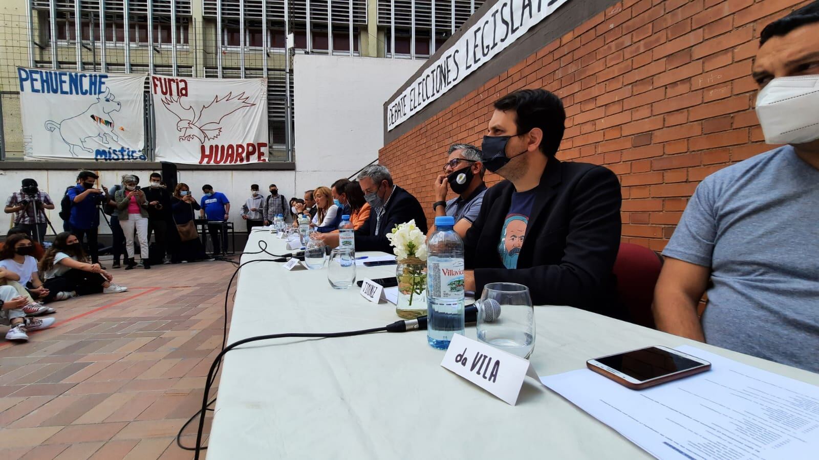 Debate de candidatos en el Colegio Universitario Central (CUC).