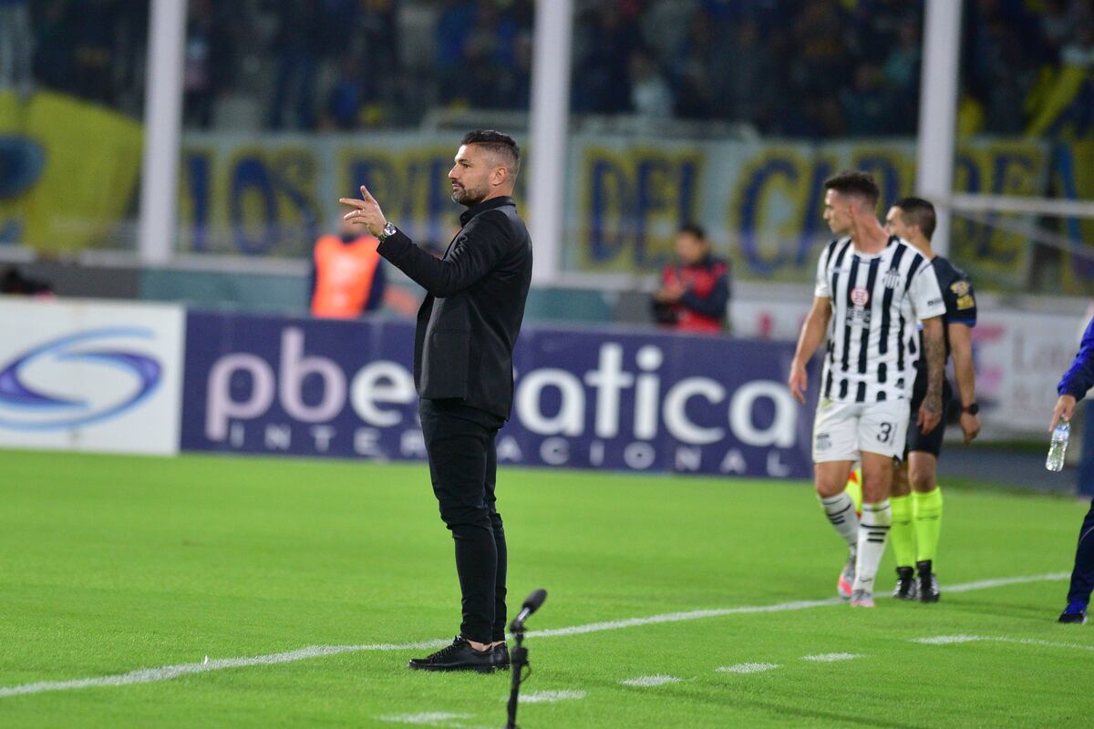 Javier Gandolfi y el Talleres “agresivo”: Recuperamos la confianza y el volumen de juego