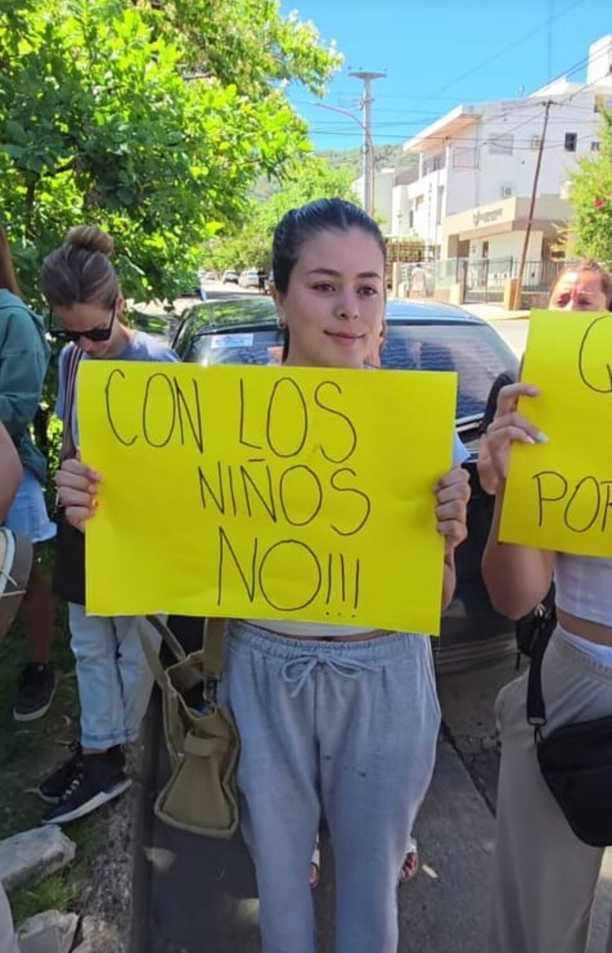 Familias reclamaron avances en la causa por presuntos abusos vinculados a un jardín de Carlos Paz