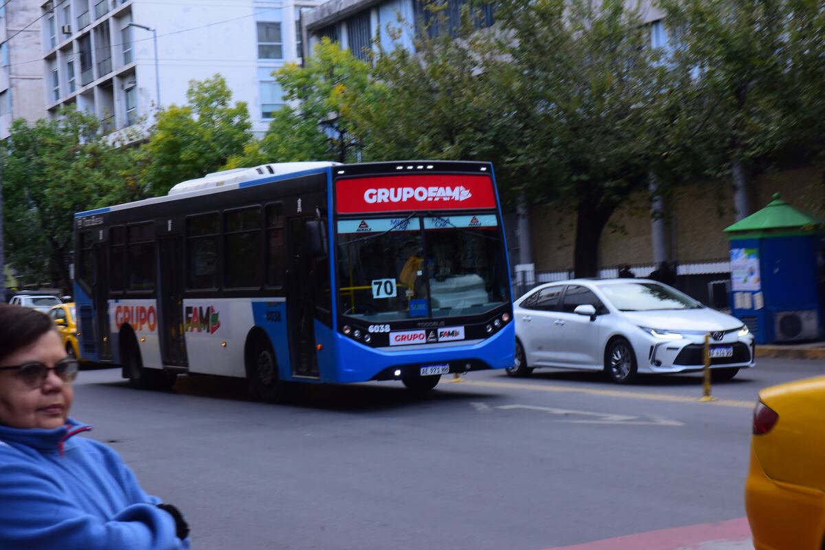 Qué pasará con los colectivos en Córdoba este jueves 1 de mayo de 2025