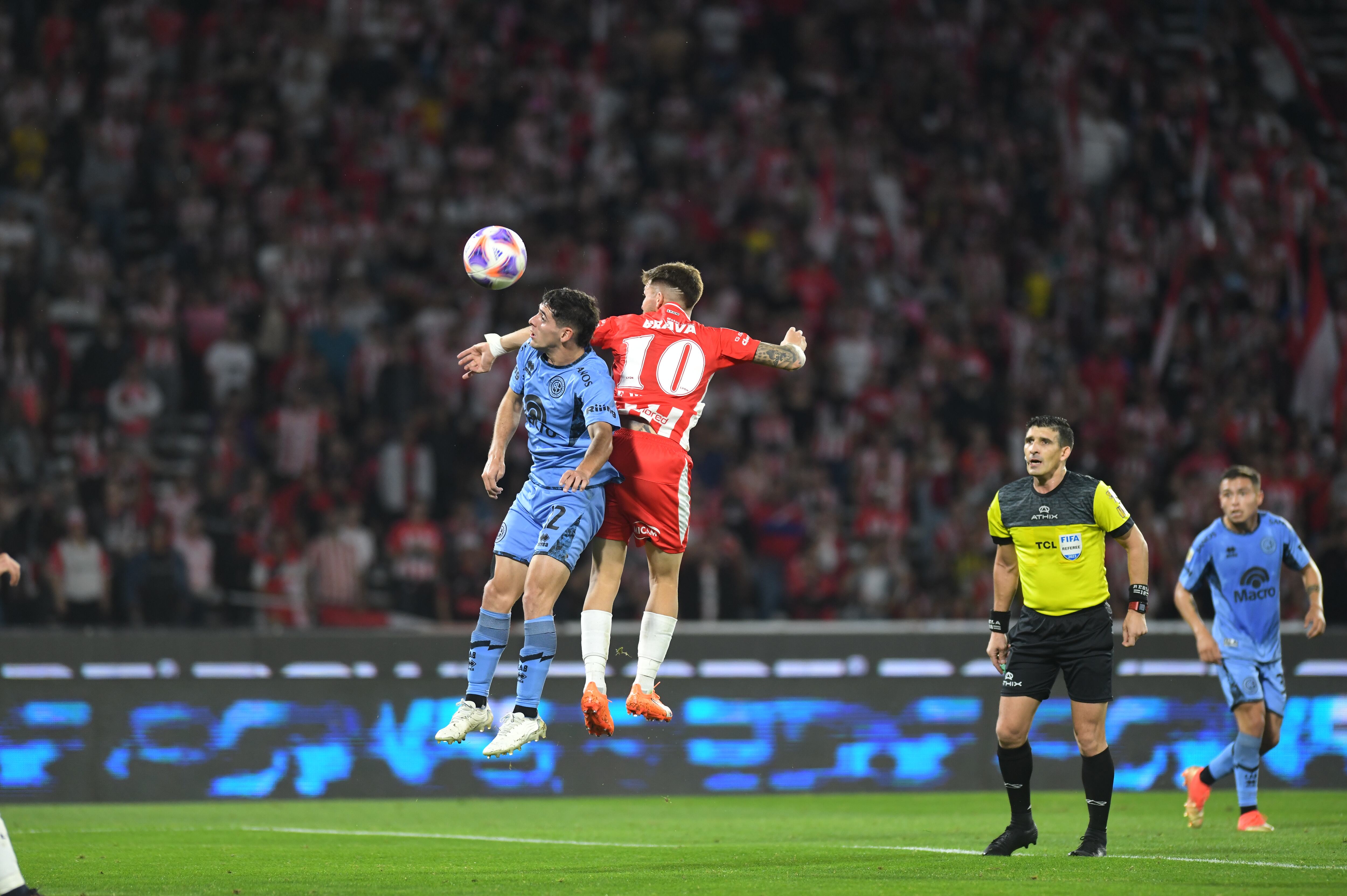 Instituto y Belgrano se enfrentaron en el estadio Mario Alberto Kempes, por la fecha 22 de la Liga Profesional. (Javier Ferreyra y Ramiro Pereyra / La Voz)