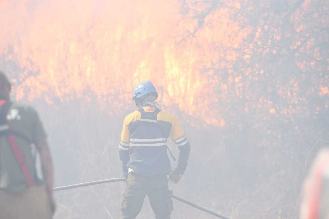 Incendio, zona del camino el Dragón que une la Falda con Huerta Grande (La Voz)