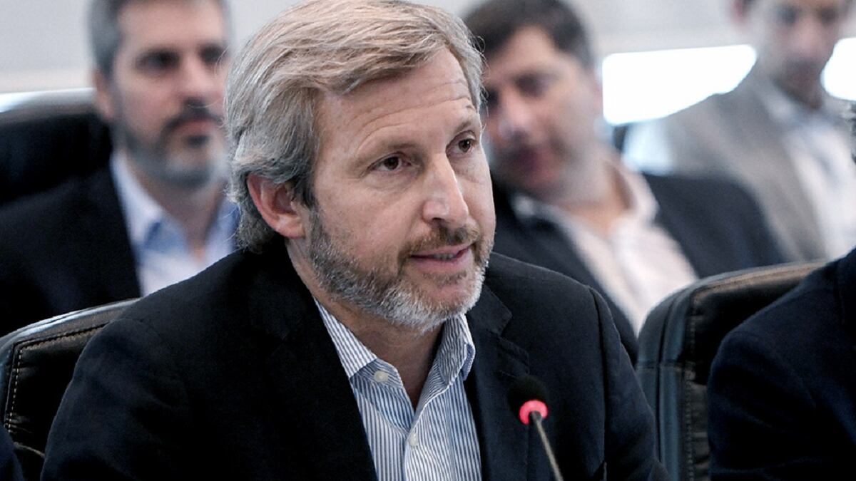 Frigerio advirtió que tendrá dificultades para pagar sueldos, aguinaldo y la deuda en dólares