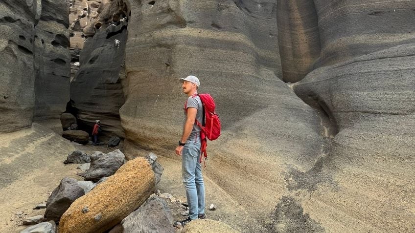 Este famoso volcán en Malargüe es uno de los atractivos turísticos mejor escondidos pero más impactantes de la provincia de Mendoza. 