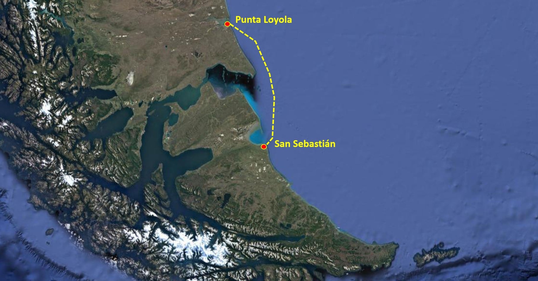 La conectividad marítima representan 215 kilómetros de distancia aproximadamente. 