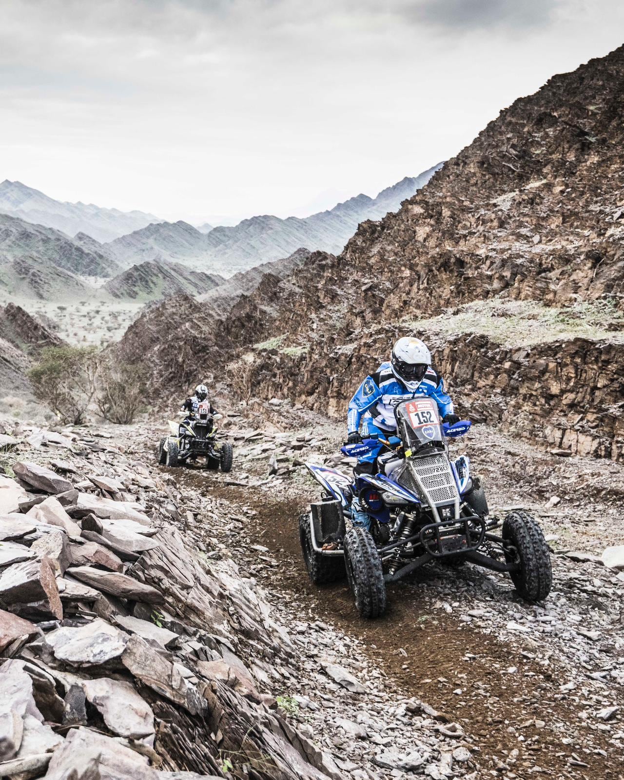 Manu Andújar esta mañana largó adelante de Giroud. El duelo por la punta del Dakar 2023 continúa entre ambos.