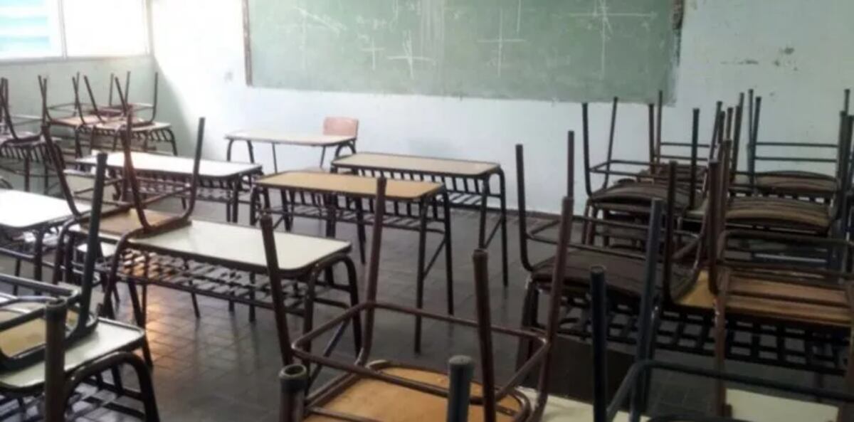 Hermoso gesto de estudiantes de La Pampa: decidieron arreglar ellos mismos su aula para que esté en condiciones