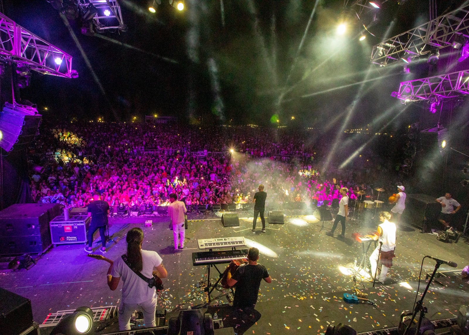 Maipú: más de 30 mil personas disfrutaron de la segunda noche del Festival del Malbec y el Olivo.