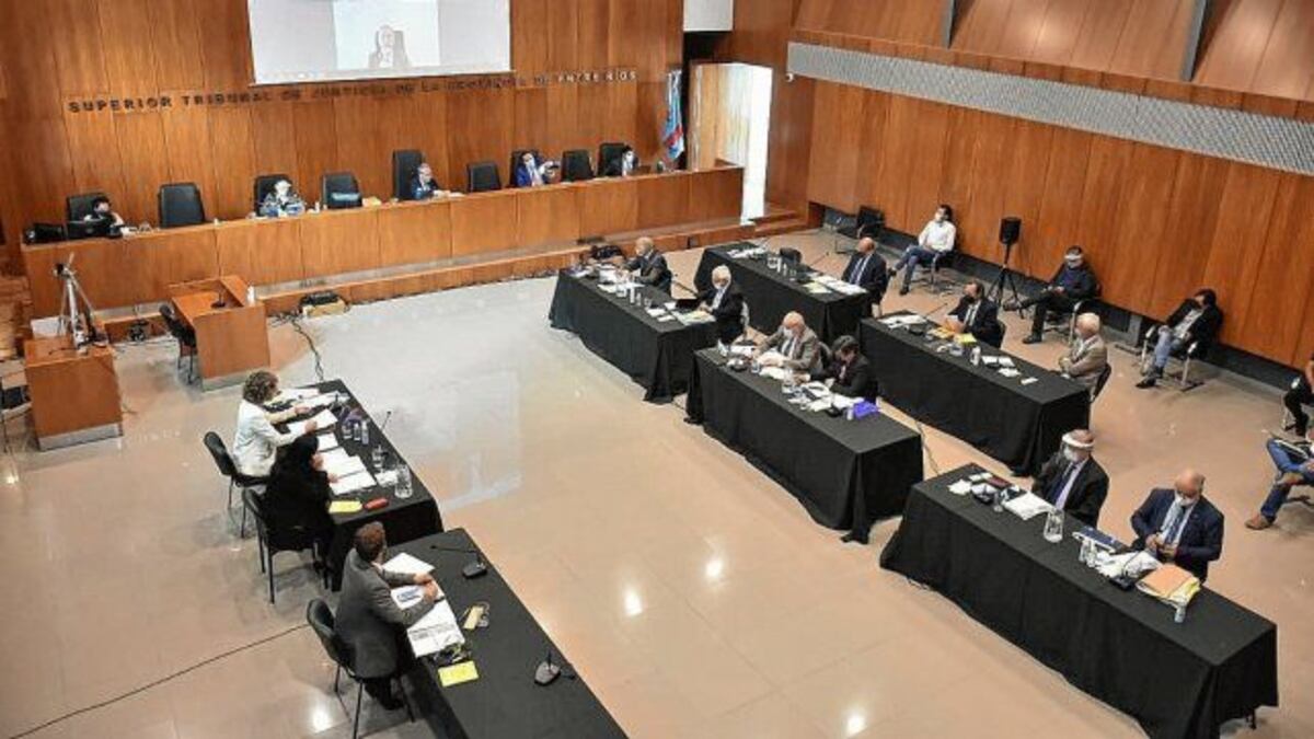 Megajuicio a Urribarri: así fue el día 1