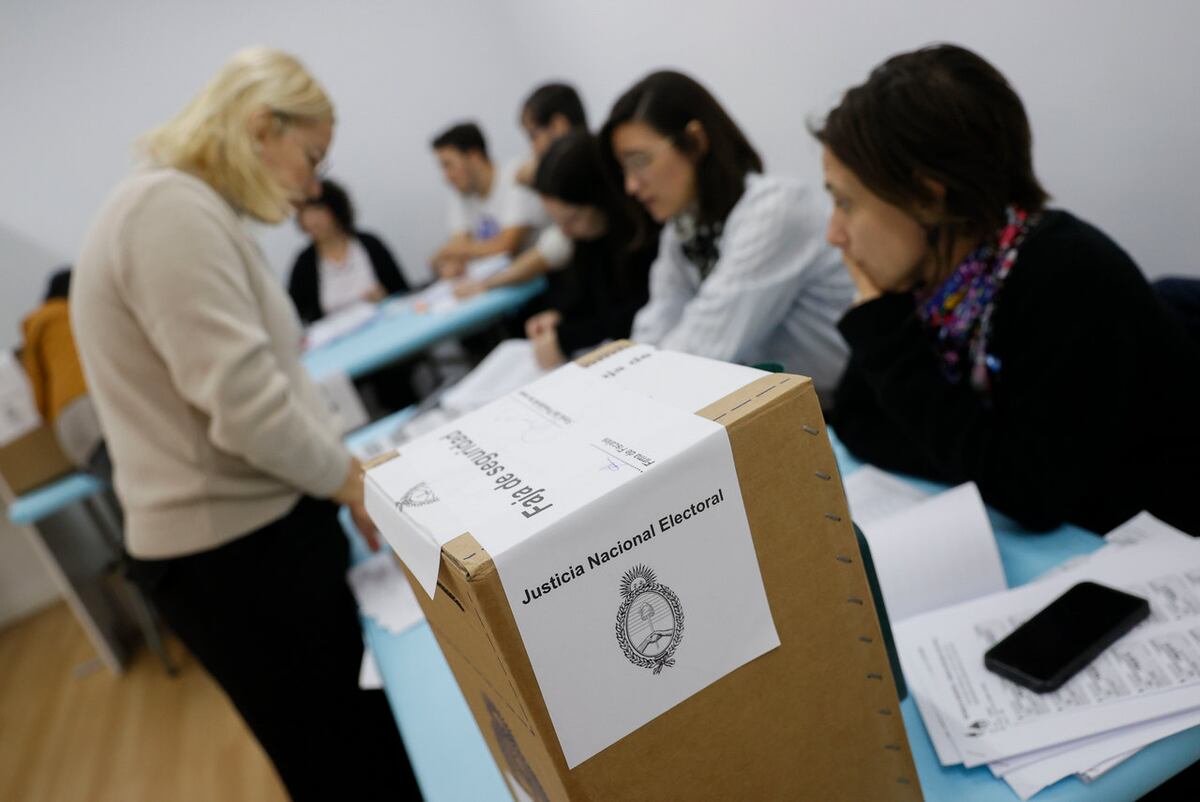 Elecciones legislativas 2025: fecha de padrones, presentación de candidatos y qué se vota el 26 de octubre