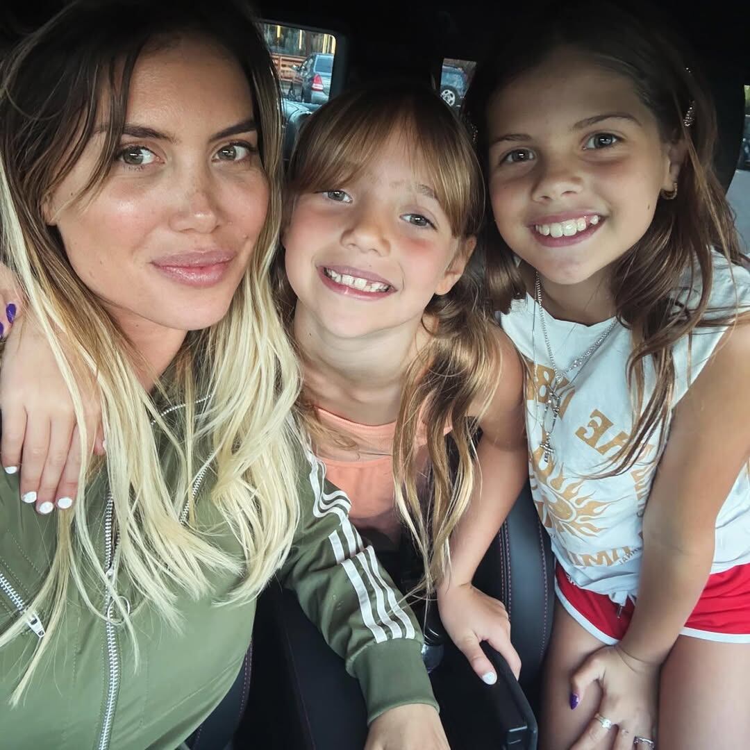 Wanda Nara con Isabella y Francesca 