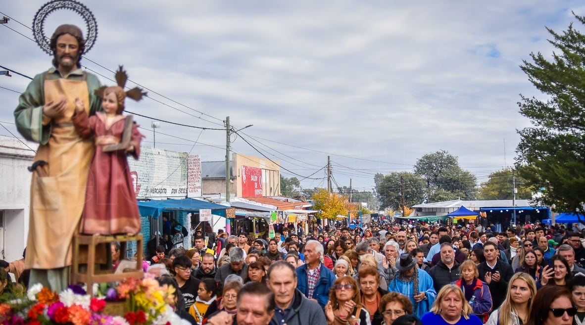 Miles de fieles, se congregaron para conmemorar el Día del Cristo de la Quebrada, celebración religiosa más imponente y convocante de San Luis