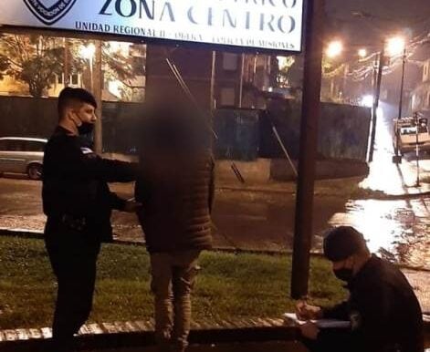 Oberá: joven terminó detenido tras robar objetos de un auto estacionado.