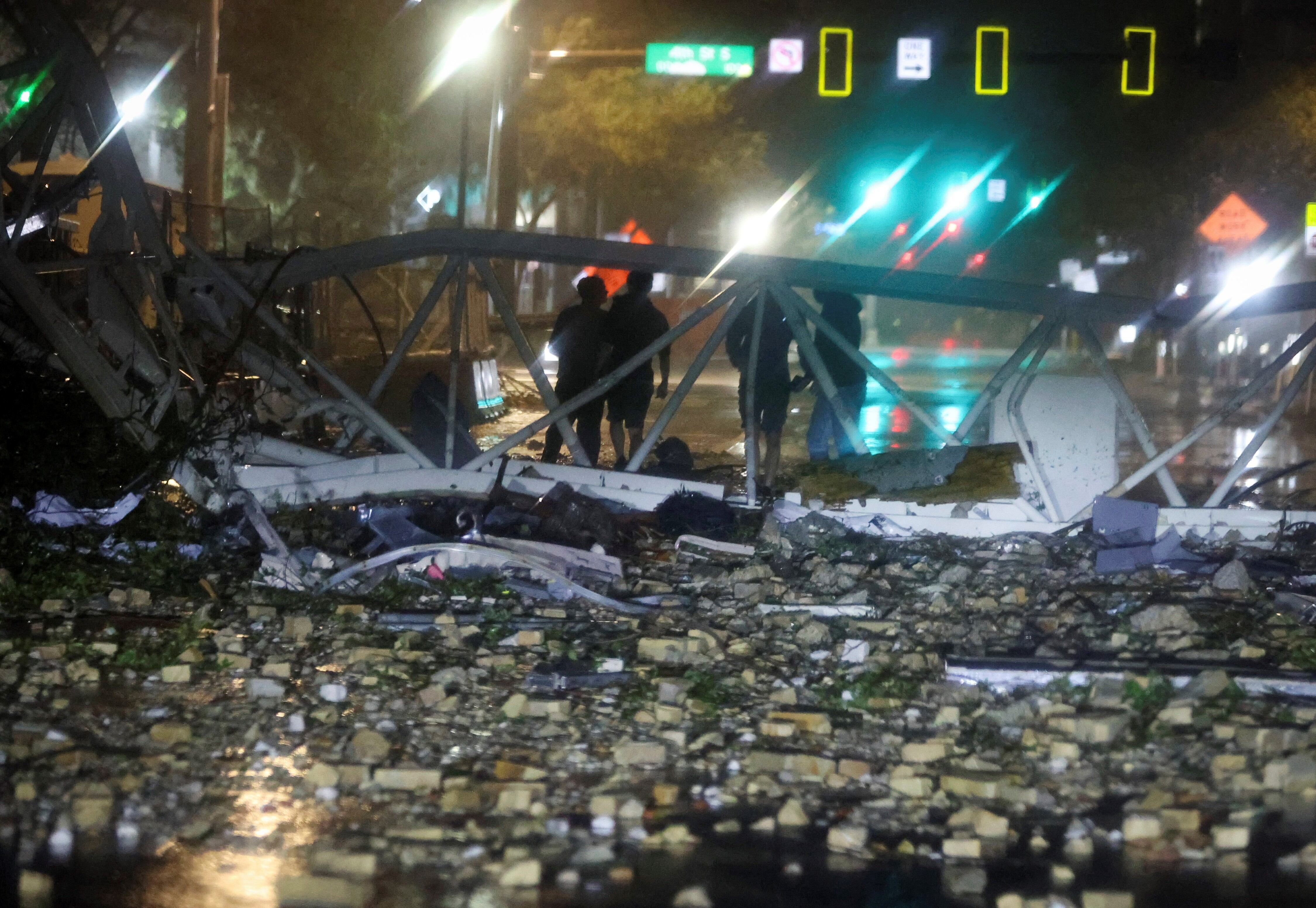 El huracán Milton dejó muerte y destrucción a su paso. (AP)