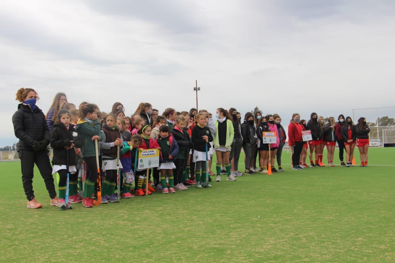 Inauguración del Campeonato Municipal de Hockey

.