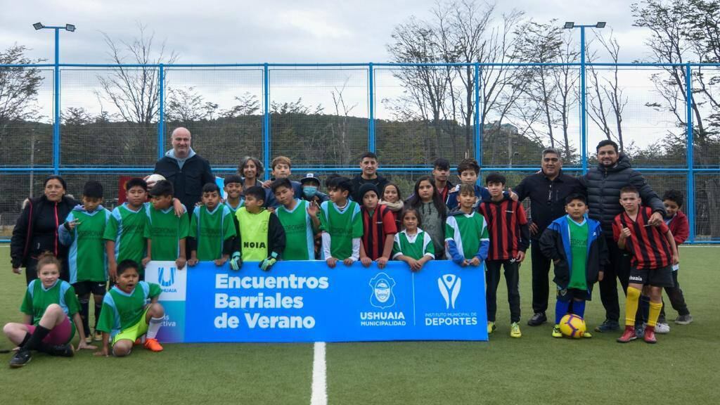 Más de 300 chicos y chicas participaron y disfrutaron de un nuevo encuentro deportivo barrial.