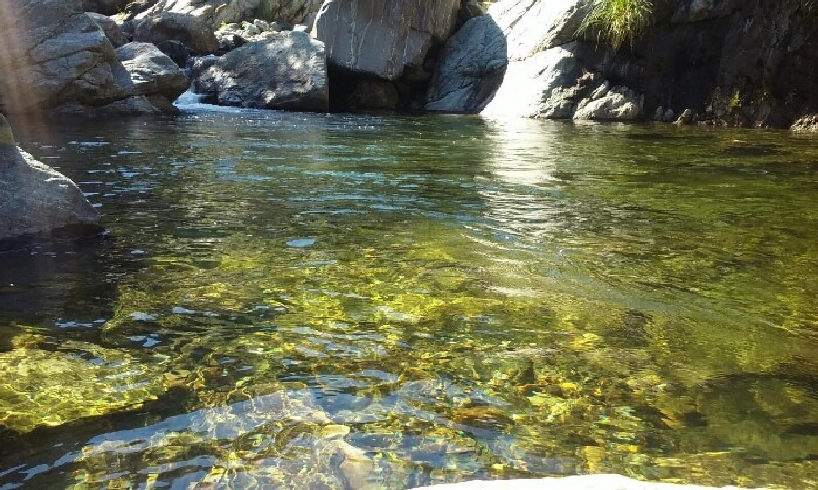 Camino a la Quebrada del Aguilucho en Los Molles, San Luis.