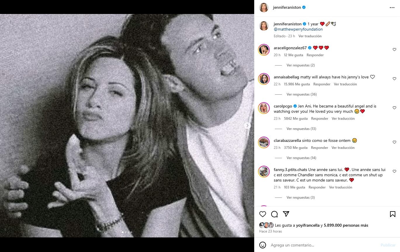 Jennifer Aniston recordó a Matthew Perry a un año de su muerte.