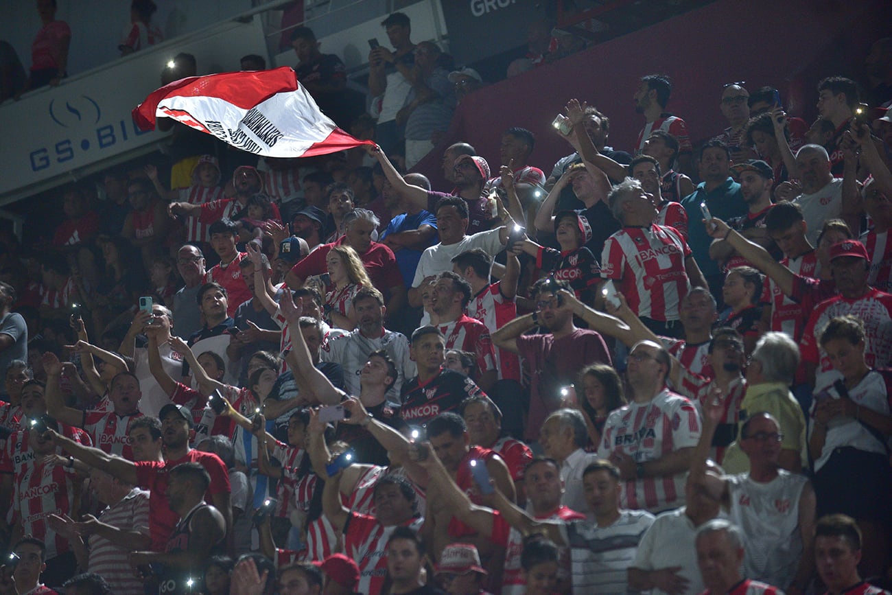 Futbol instituto Huracan en Alta Córdoba ( Ramiro Pereyra / La Voz) 