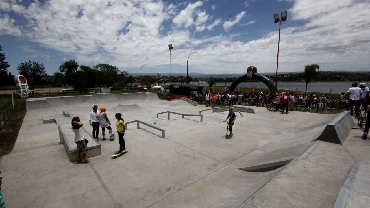 Circuito de Skateboard y BMX Freestyle en Carlos Paz.