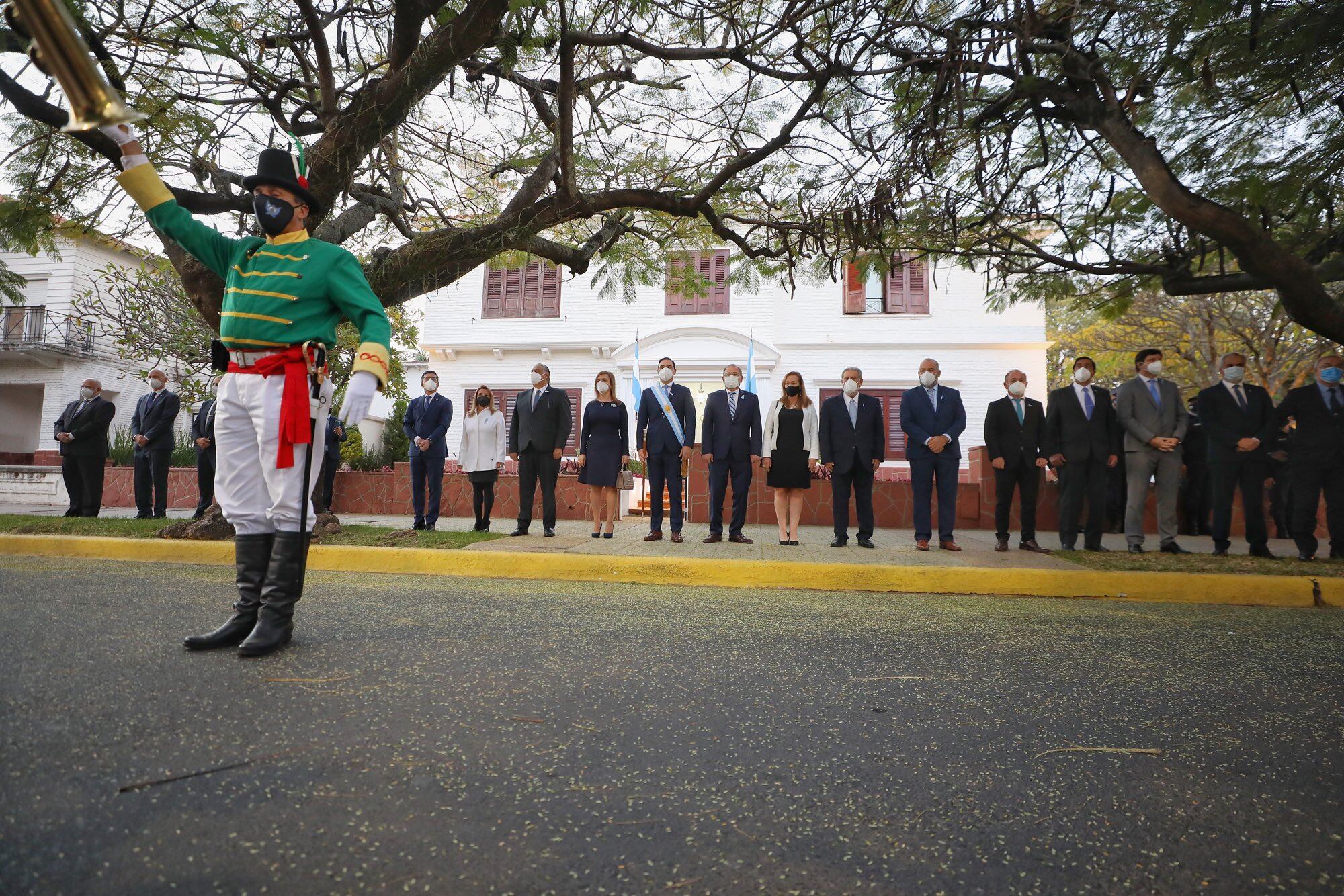 En todos los actos protocolares no estuvo el vicegobernador, Gustavo Canteros.