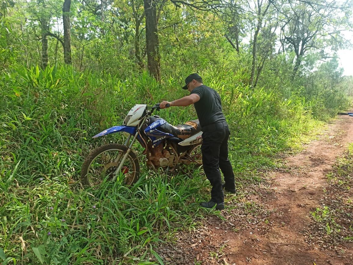 Puerto Esperanza: recuperan motocicleta robada.