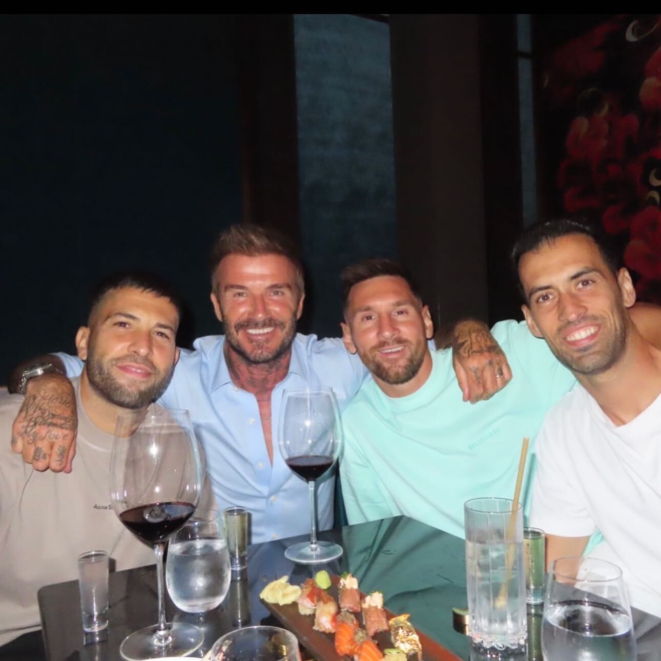 Los exjugadores de Barcelona salieron con David Beckham.