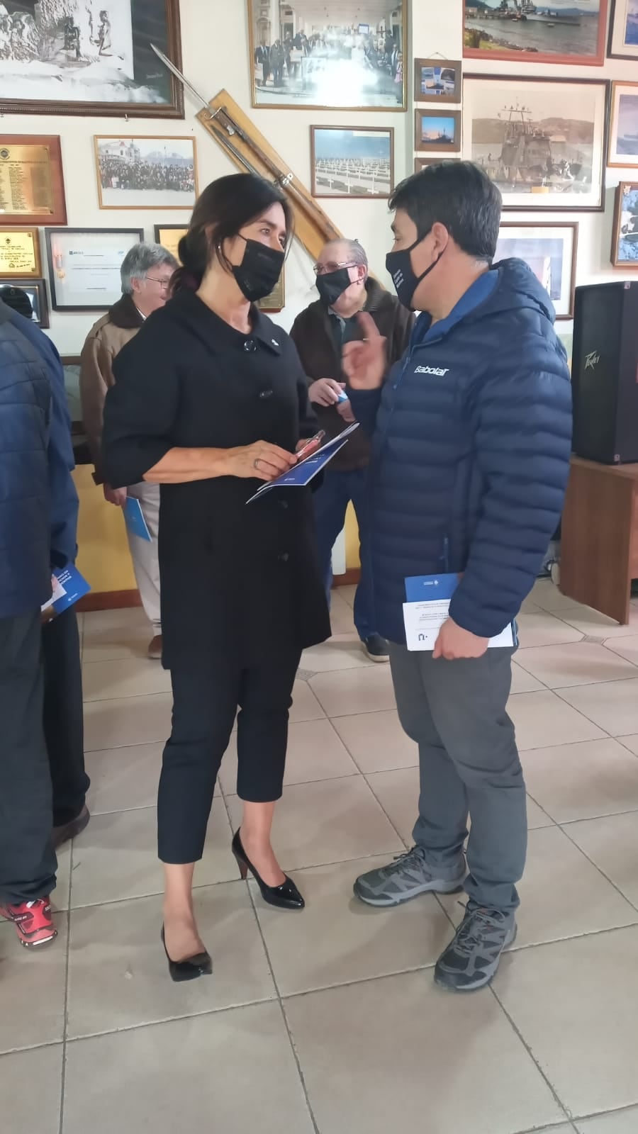 VGM Mariana Soneira junto al secretario de Asuntos Malvinas, VGM Daniel Arias.