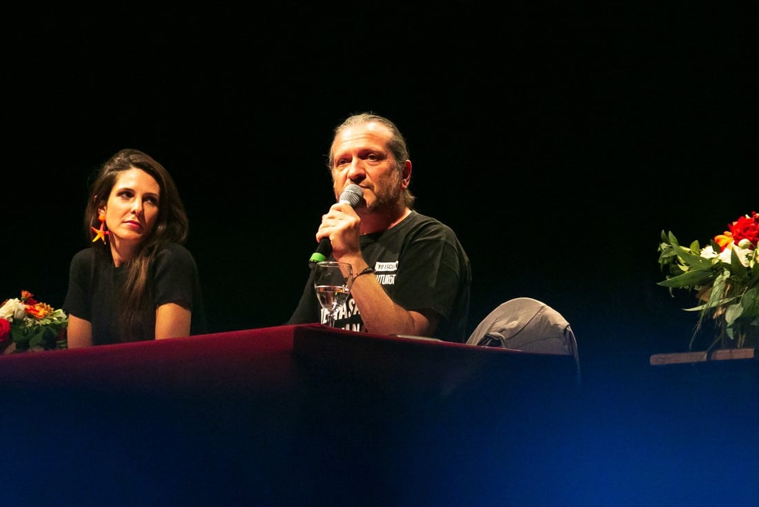 Darío Sztajnszrajber estará en Las Heras, Mendoza. En la foto junto a Soledad Barruti.