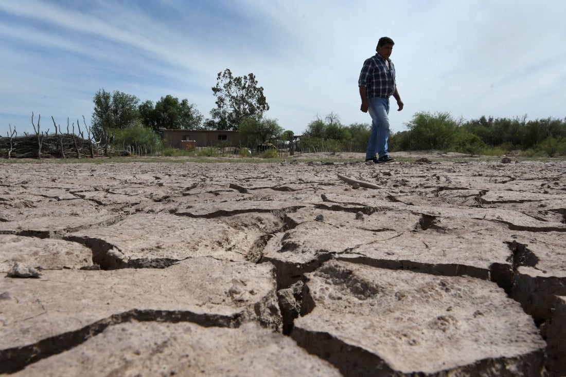 Puesteros viven en los solitarios parajes rodeados de desierto. La sequia en Lavalle y problemas con ganados caprino aumentan con las temperaturas del verano .