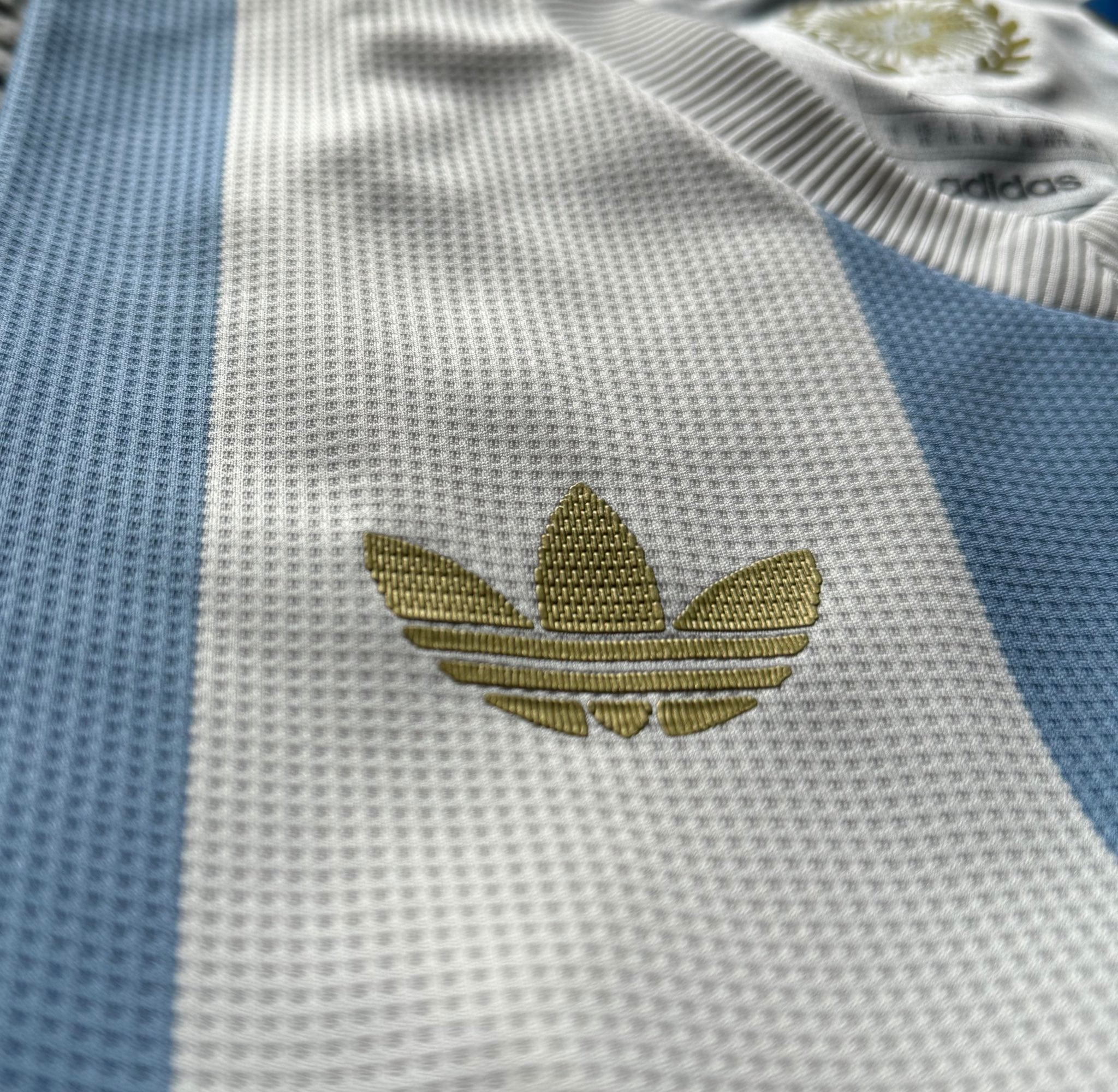 Se cumplen 50 años de la colaboración con la Selección Argentina.