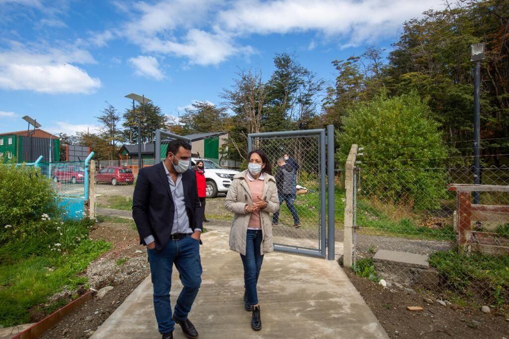 María José Calderón explicó que el Centro se encuentra próximo a ser inaugurado y la obra fue posible “gracias a la gestión del intendente, Walter Vuoto".