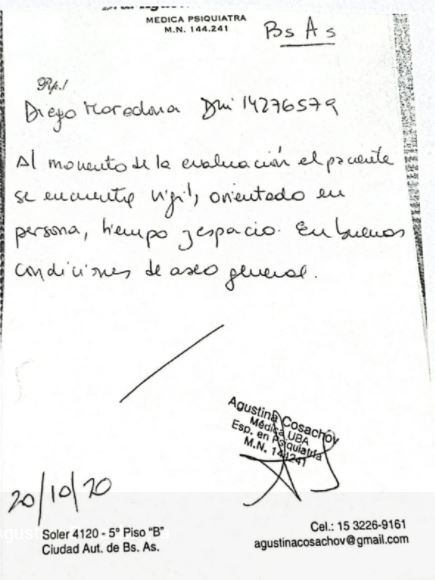 El documento que, según la investigación, falsificó Agustina Cosachov, la psiquiatra de Diego Maradona. (Foto: Clarín)