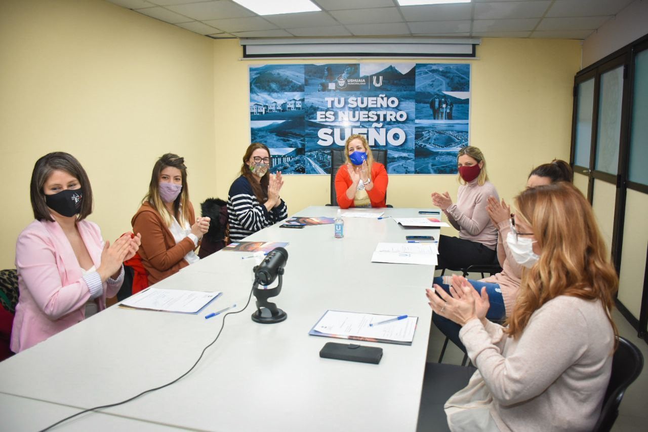 El intendente Vuoto firmó la preajudicación de un predio destinado a viviendas