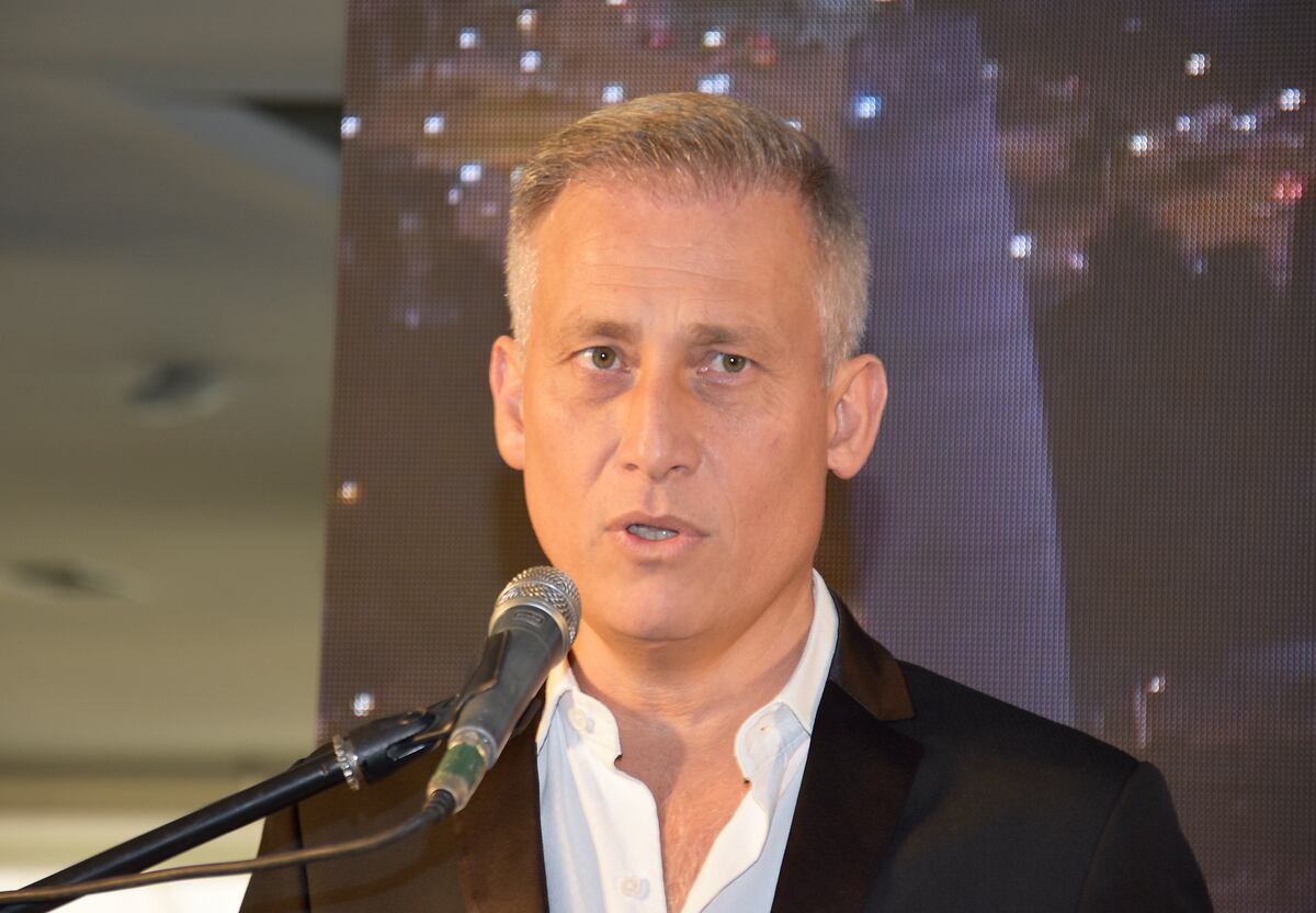 Avilés cuestionó al gobernador de Córdoba: “Llaryora hizo lo mismo que le criticó al presidente Milei”