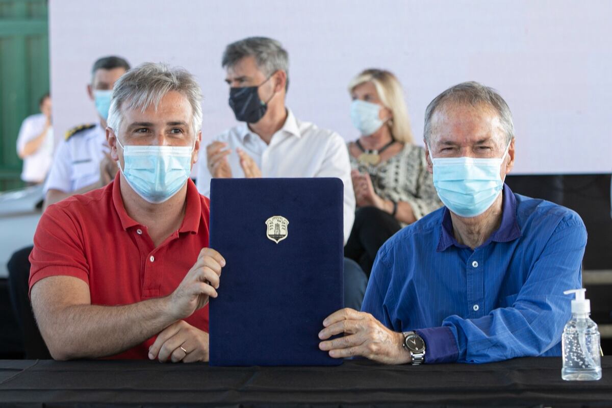 La Provincia fortalece los Consejos Barriales en Córdoba y construirá 15 Centros Deportivos