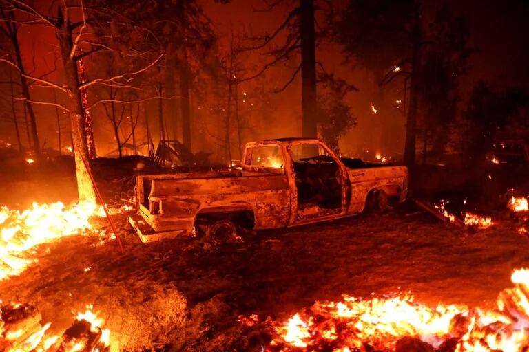 Fuertes incendios en Estados Unidos