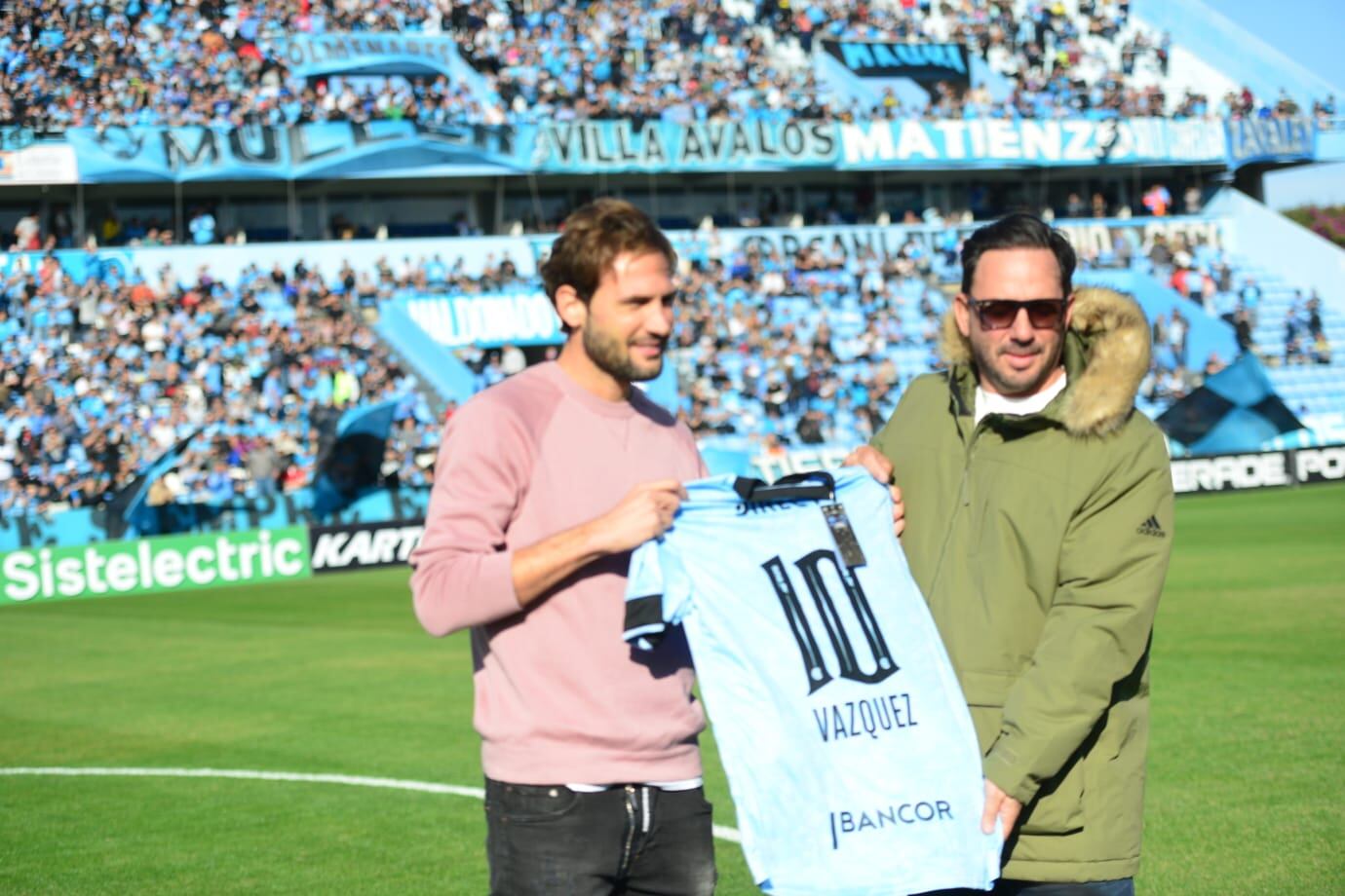 La 10 siempre a Franco Vázquez. "Mi deseo es retirarme en Belgrano", reiteró.