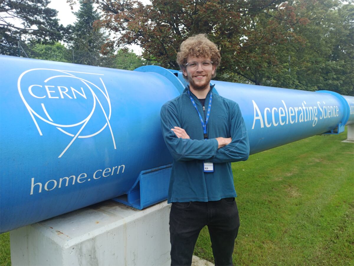 Estudiante de la UNR trabaja con el acelerador de partículas más potente del mundo