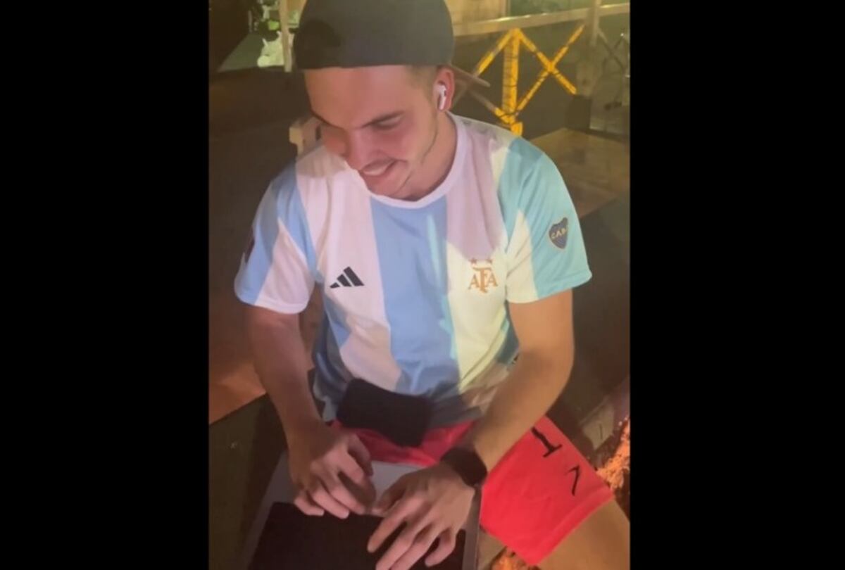 Qatar 2022: la insólita respuesta de un cordobés durante el ‘banderazo’ argentino