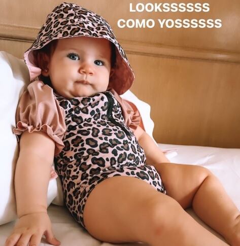 La hija de Stephie Demner enamoró con su body combinado de animal print.