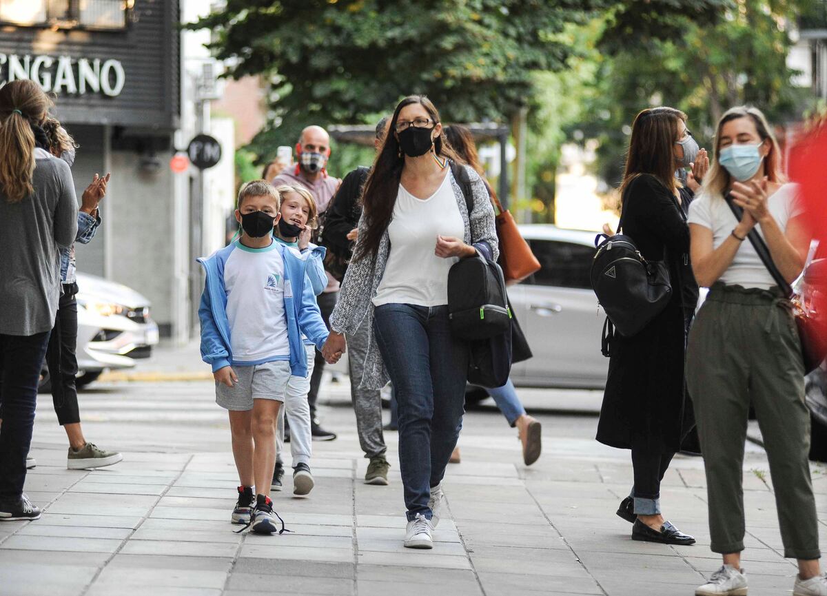 Cuatro gremios docentes vuelven a adherir al paro este martes en la Ciudad
