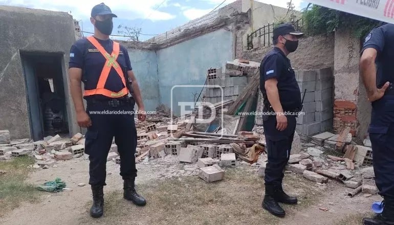 Derrumbe de una casa de la ciudad de San Luis