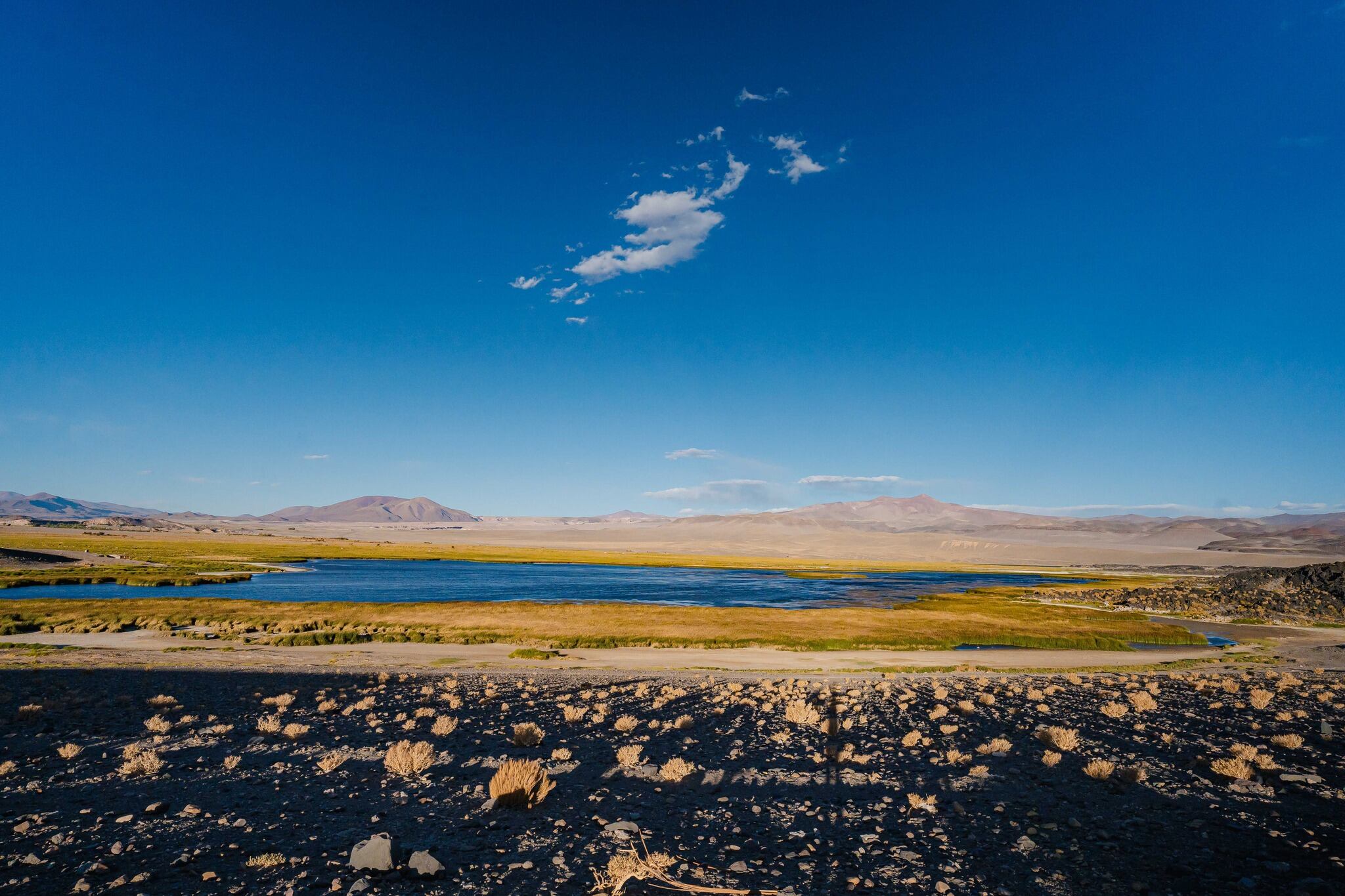 El Mirador de Paicuqui, está a 3721 metros sobre el nivel del mar, a  17 kilómetros de Antofagasta.