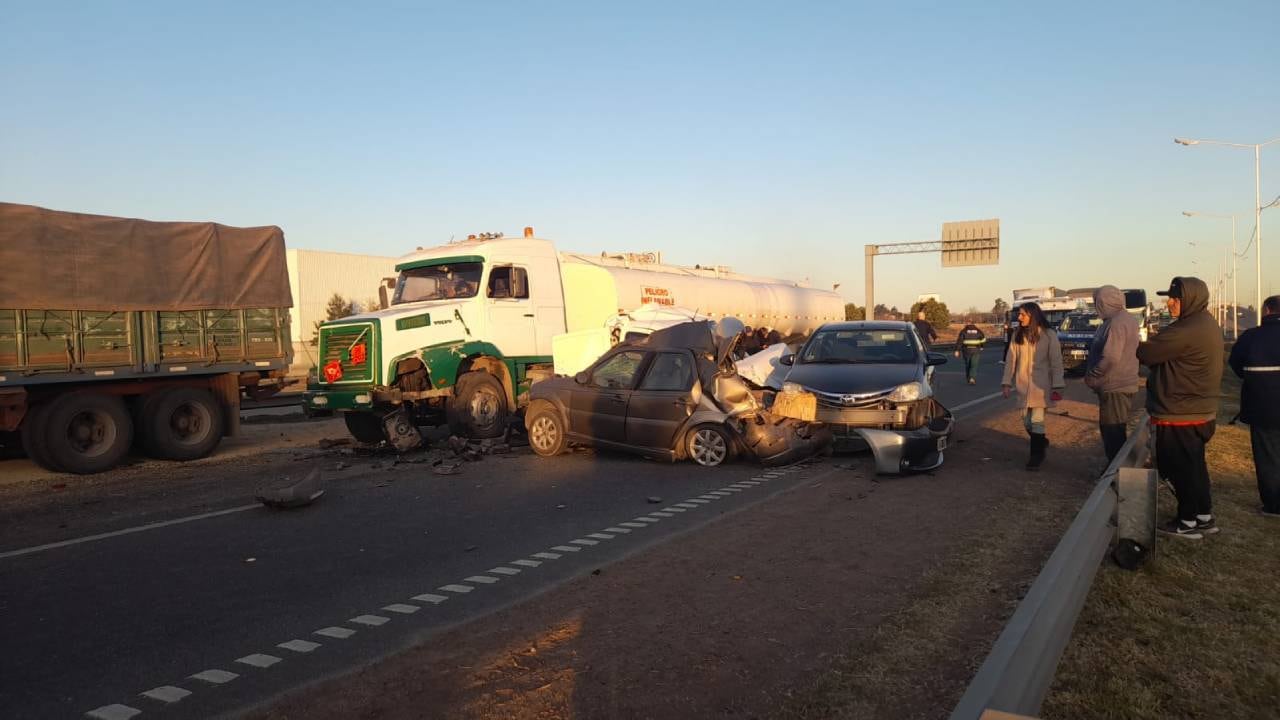 Choque múltiple en avenida Circunvalación